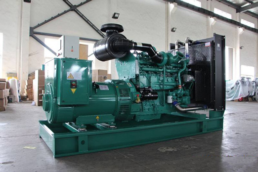 丹江口320kw康明斯柴油发电车出租组图片 丹江口320kw康明斯柴油发电车出租组图片